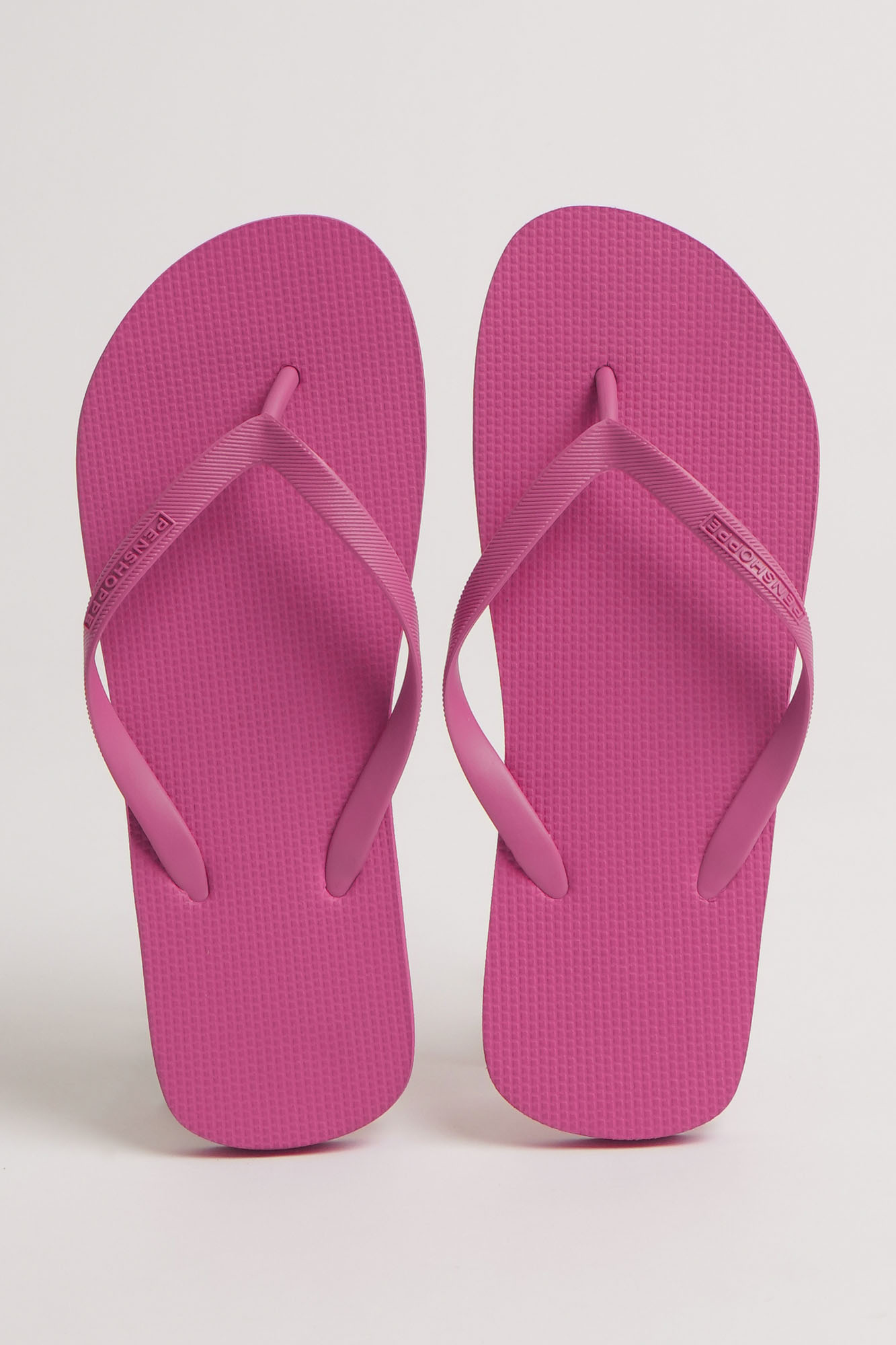 Penshoppe flip cheap flops price