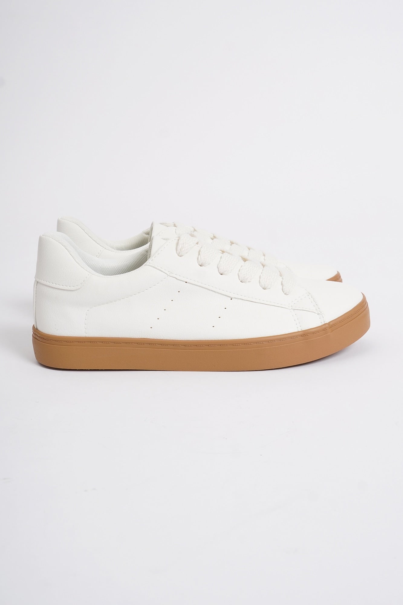 Penshoppe on sale white sneakers