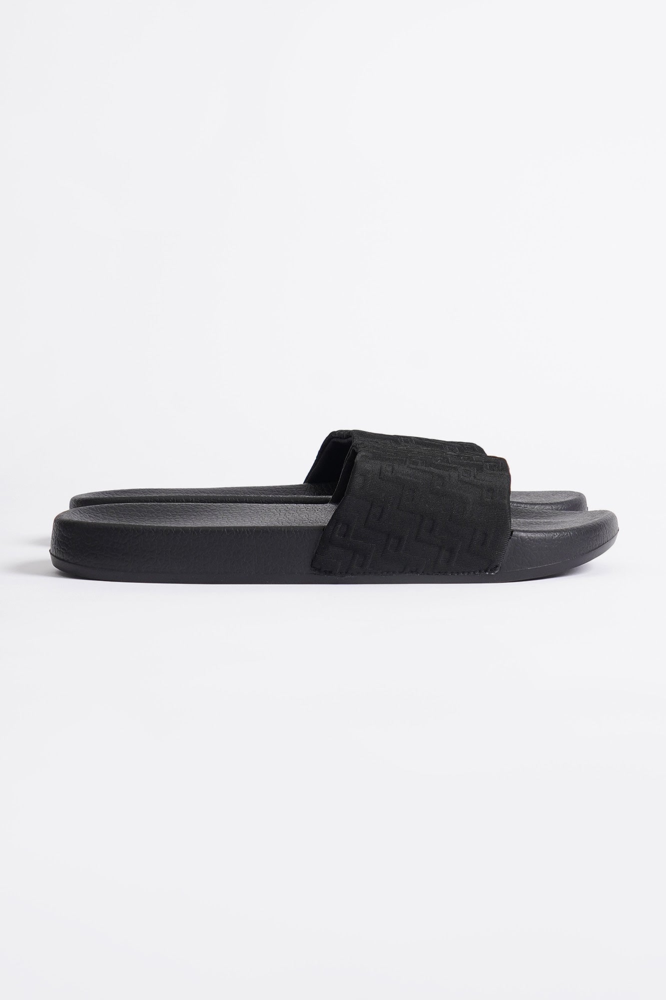 Penshoppe slip on on sale slippers