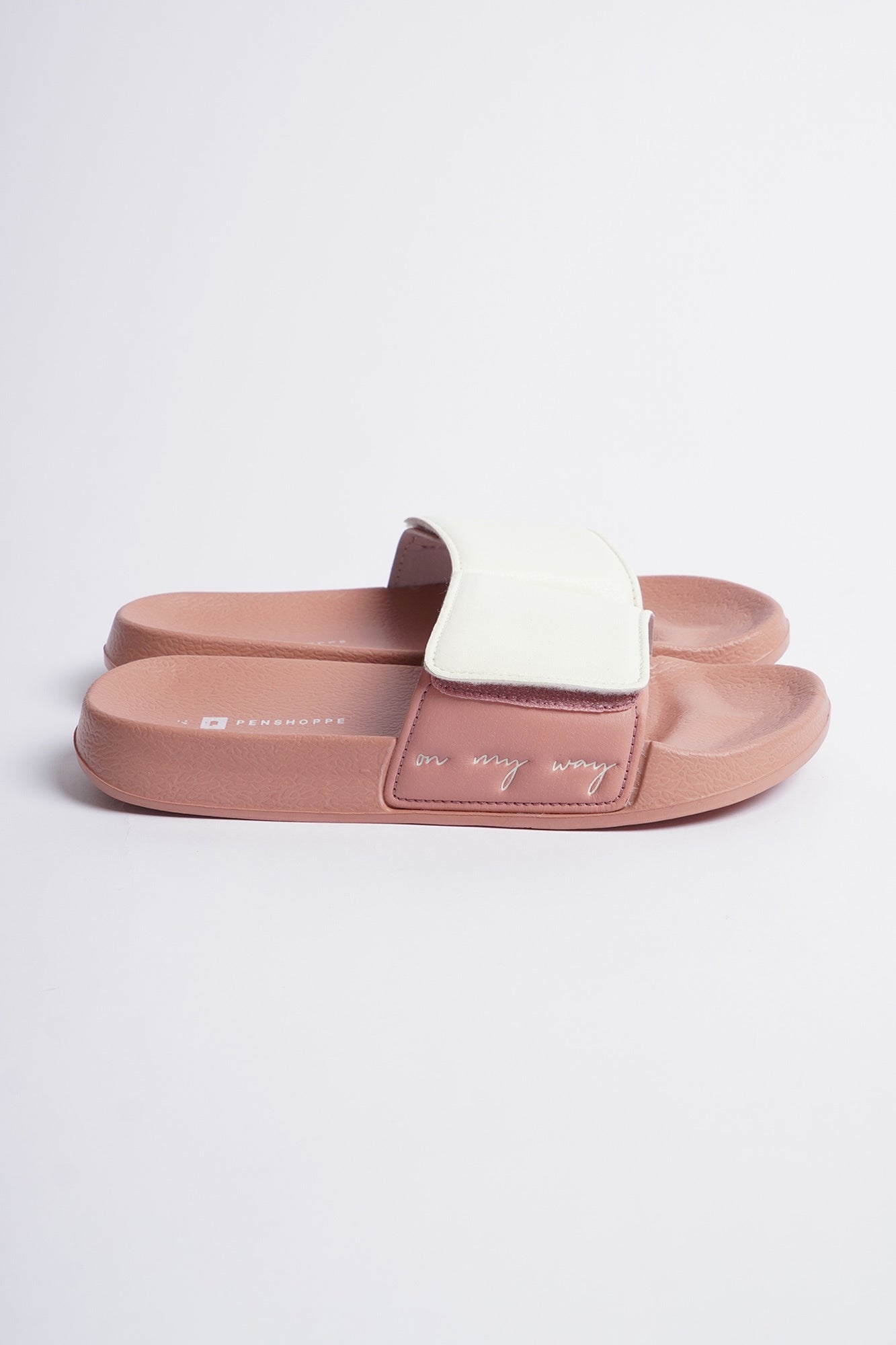 Womens velcro slide on sale sandals